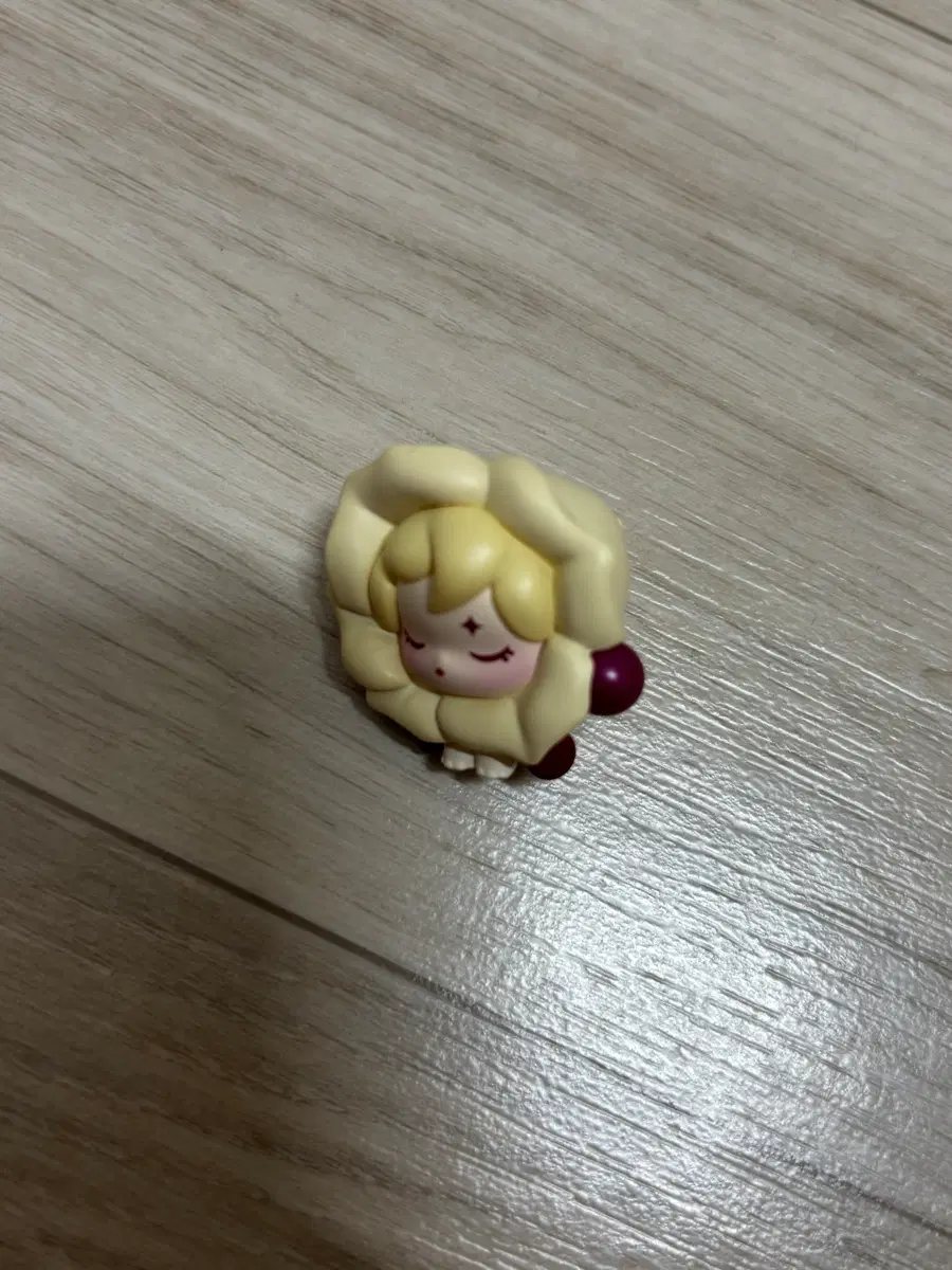 팝마트 팝빈 꽃잎의 4막 피규어