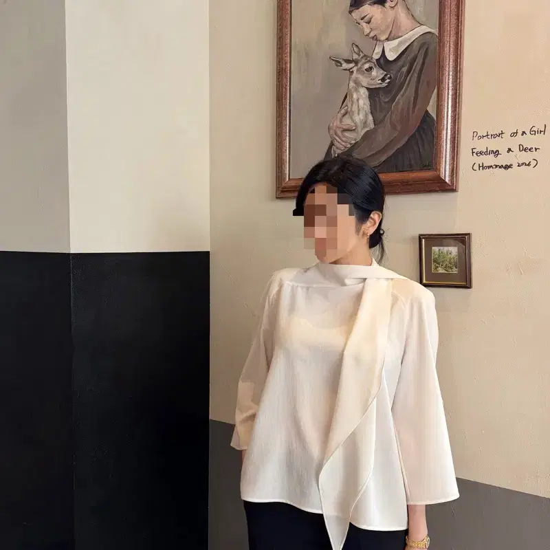 레티첼라 자체제작 마르셀스카프블라우스 크림 1회착용