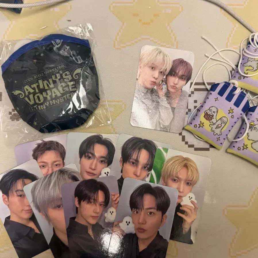 에이티즈 팬미팅 럭드 유닛포카 세일러 기프트 오마모리 일괄 우산 제외 오마모리 풀세트 + 사첵 기프트 + 호화즈 유닛포카 + 에이티니존
