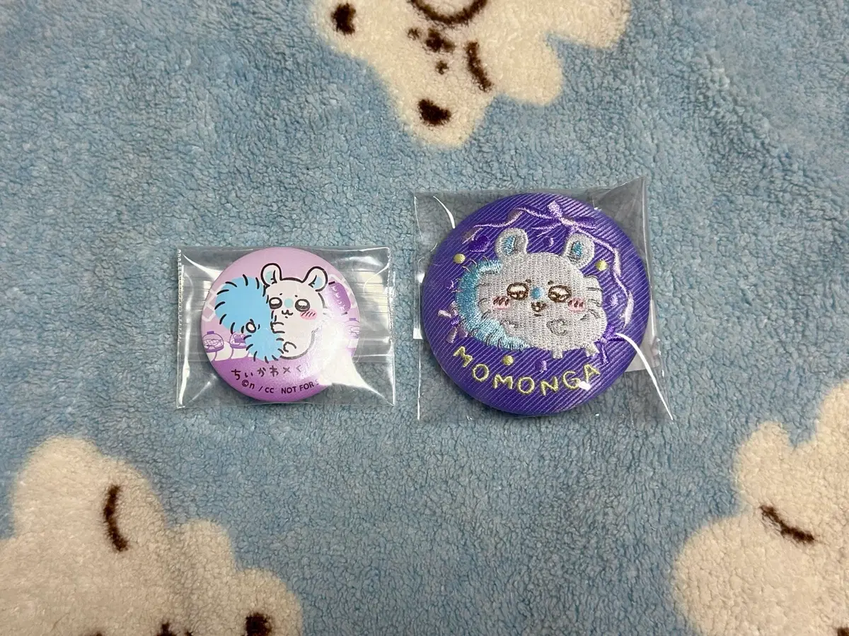 모몽가 뱃지 2종