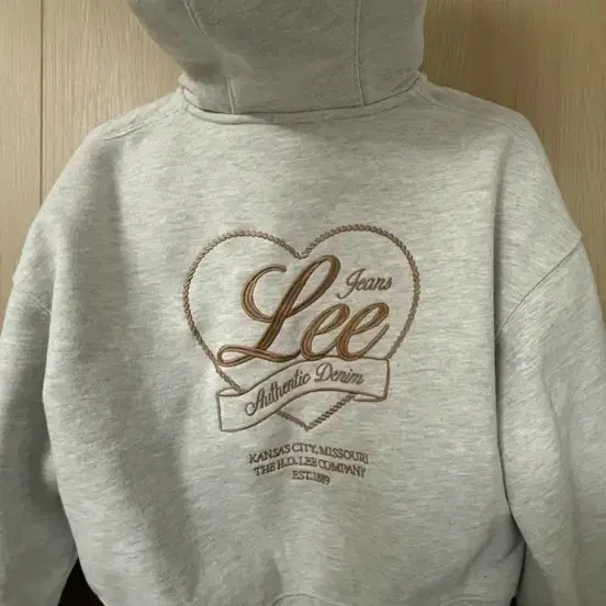 lee 크롭 후드집업 아이보리