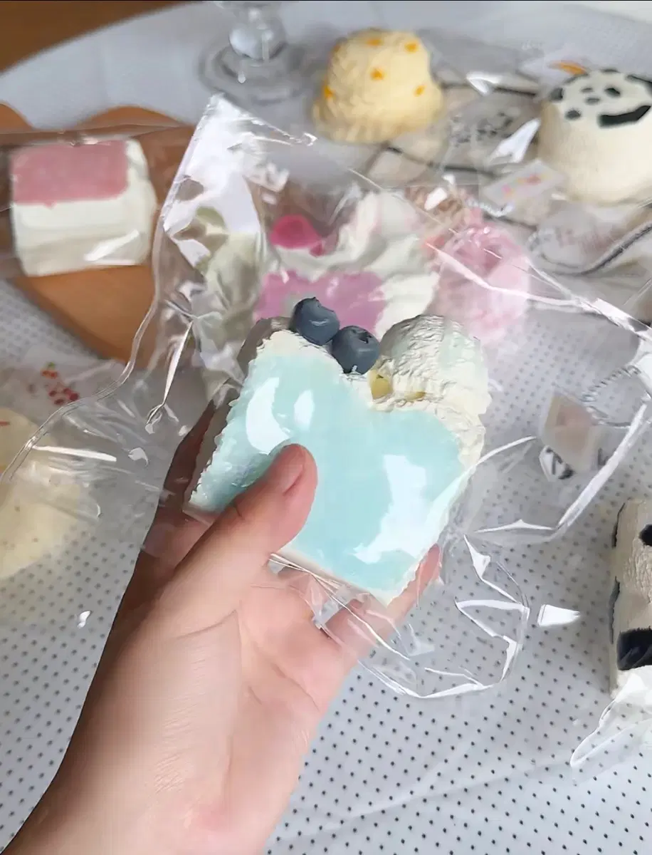 (새상품) 수제말랑이 하하징 qq토스트 블루베리
