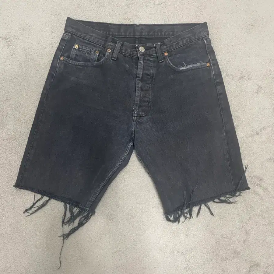 90s made in usa 리바이스 501 블랙 컷팅 데님 쇼츠 W32