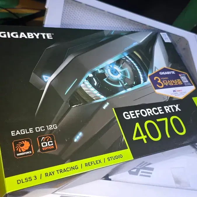 RTX 4070 EAGLE 피씨디렉트