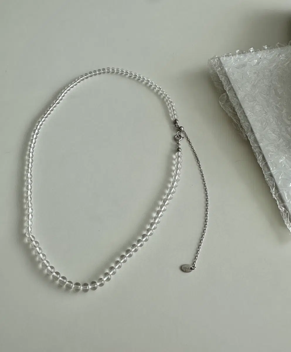 포유온 Aaron ball necklace