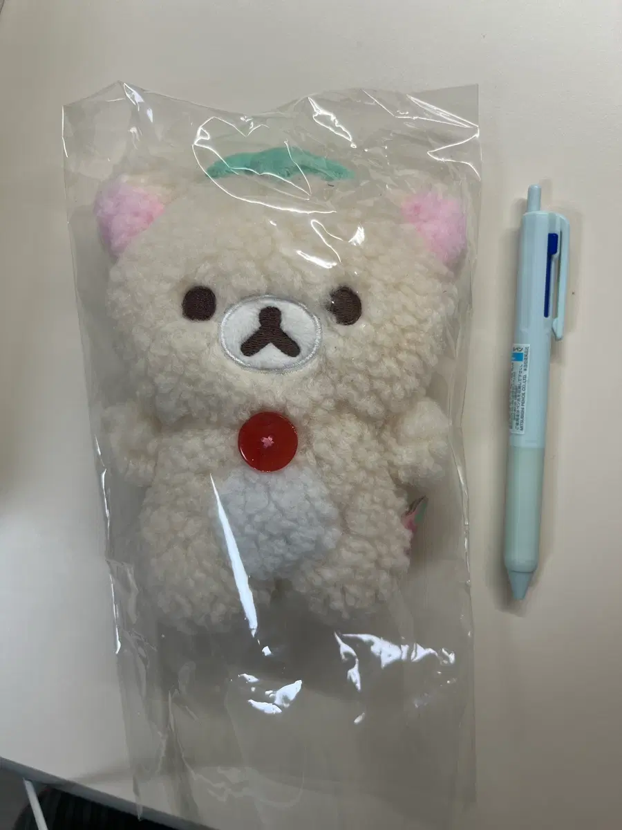 코리락쿠마 이치고 뽀글 딸기 파우치