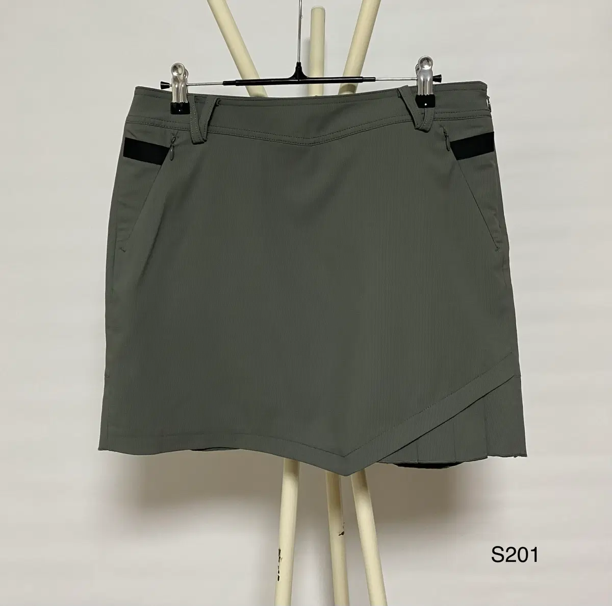 CastelBajac 까스텔바작 골프 스커트 76cm