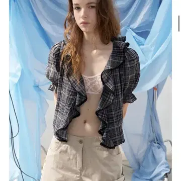 포에토 네이비 체크 블라우스 Soft pure ruffle blouse | 블라우스