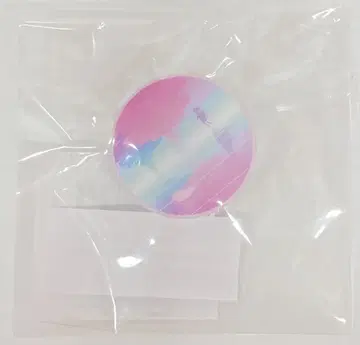 Ado 5th Anniversary POP-UP STORE Ado 아크릴 핀 배지 (벚꽃 날씨와 타임머신) 벚꽃 날씨와