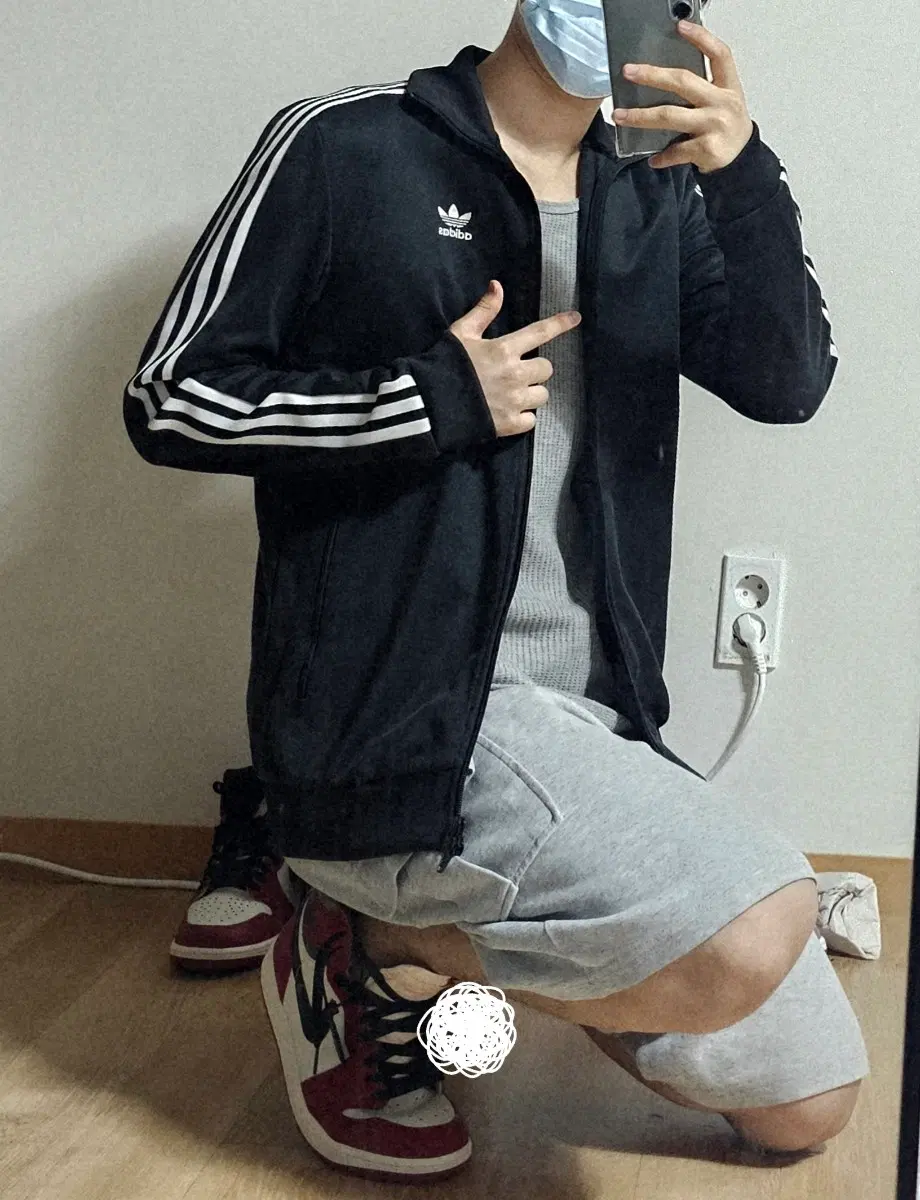 코르티스 주훈 아디다스 삼선 베켄바우어 신형 트레이닝 져지 자켓