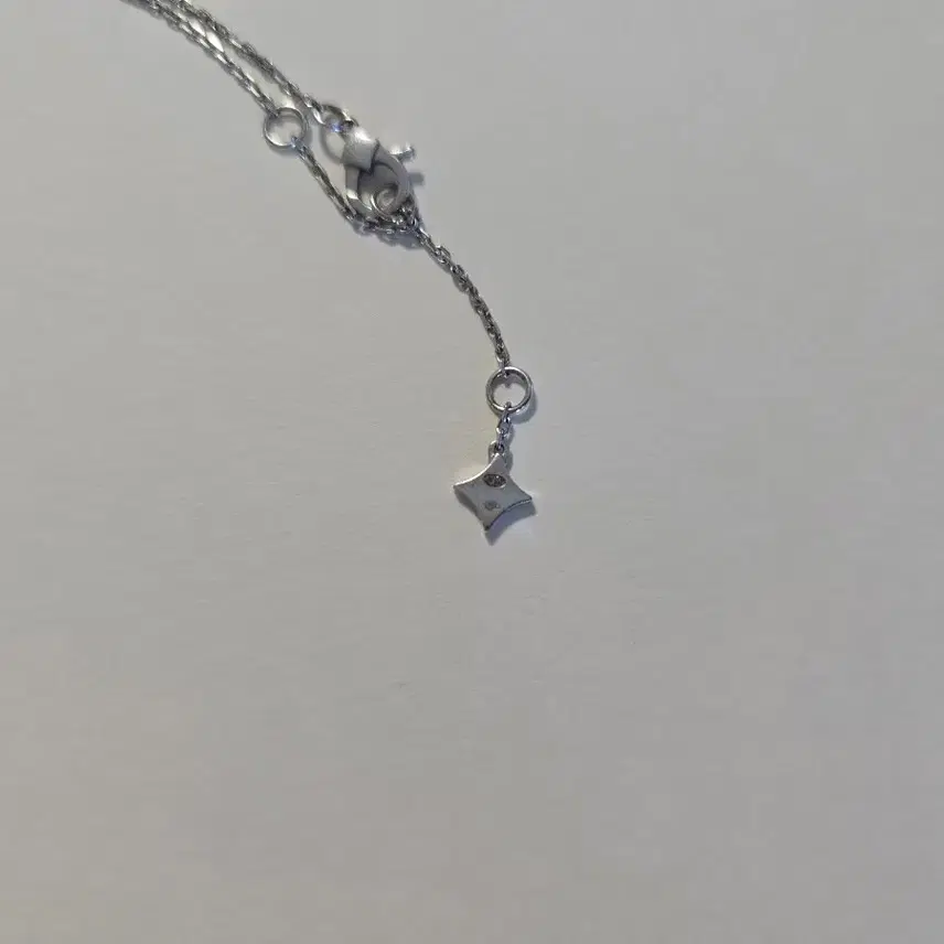 루이비통 LV 다이아몬드 더블 펜던트 목걸이 사진 5