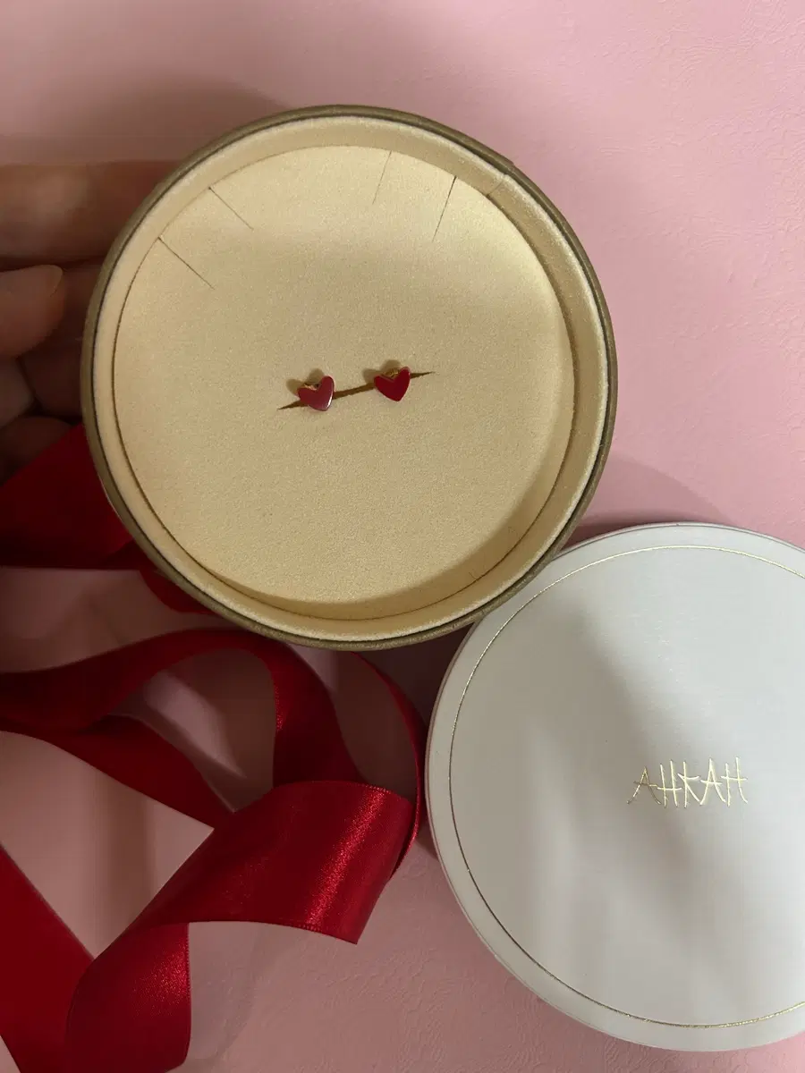일본브랜드 AHKAH 아카 하트 귀걸이 18k