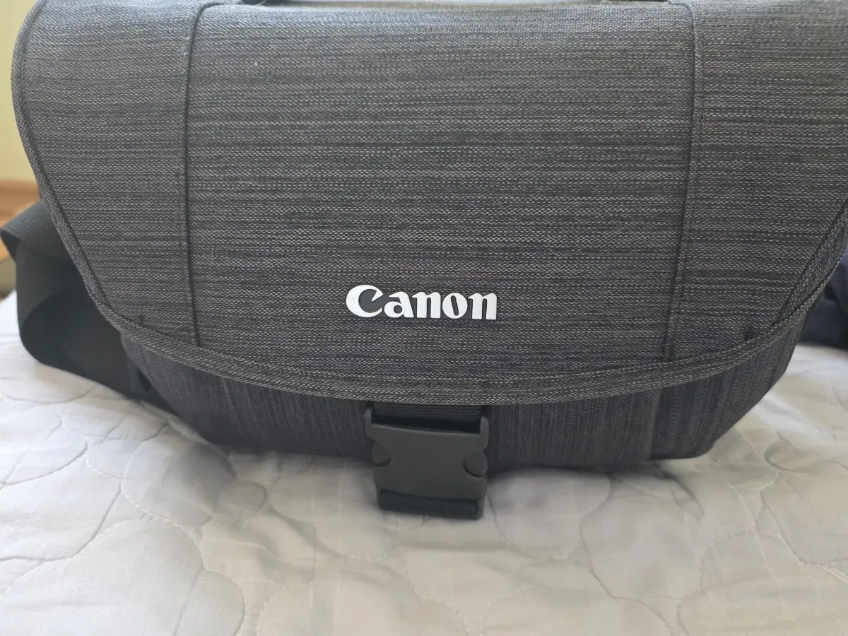 캐논 EOS 400D 카메라