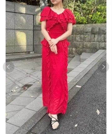 릴리 브라운 프릴 롱 원피스 레드 맥시 길이 빨간색 미니 꽃무늬 레이스