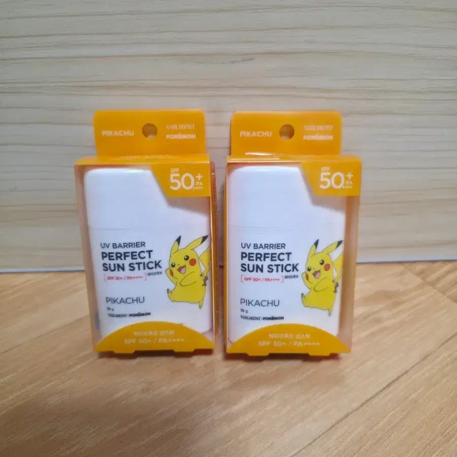 피카츄 베일먼트 포켓몬 선스틱 SPF50+ / 2개