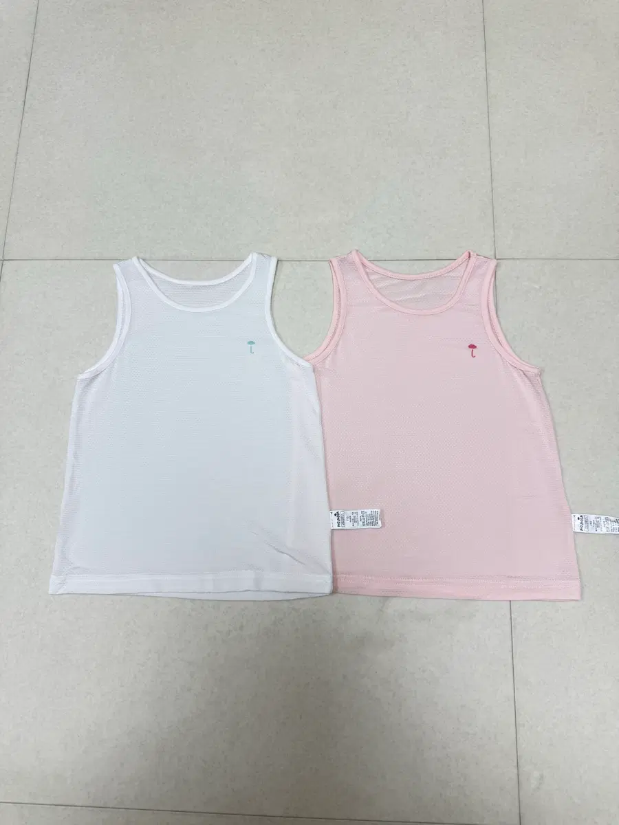 미착용) 모이몰른 메쉬 나시 110