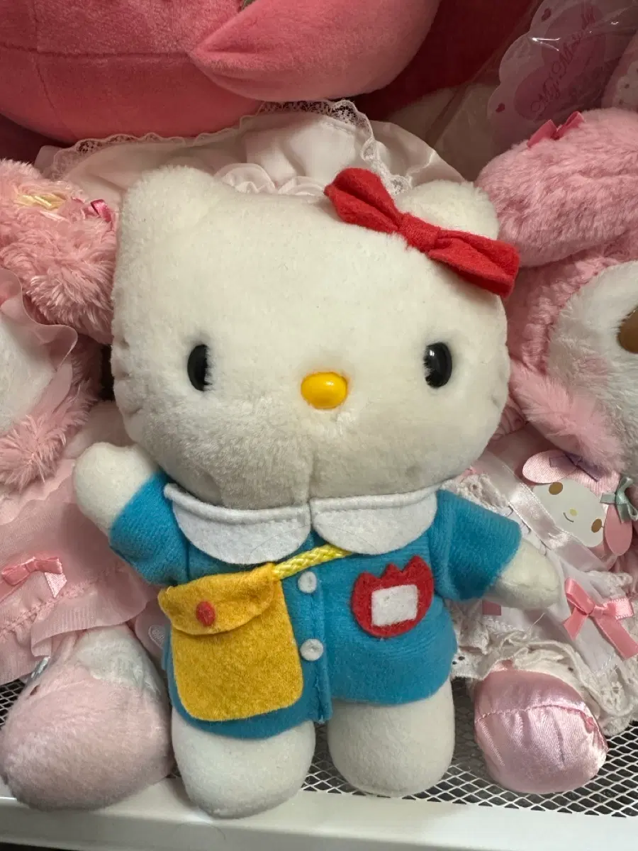 고전 유치원 키티 인형