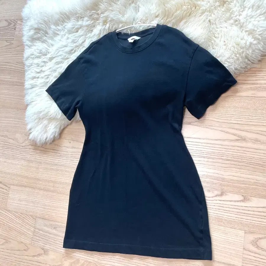 H&M 블랙 반팔 원피스 EUR M