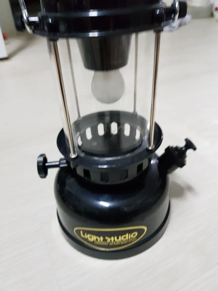 캠핑 랜턴 블랙