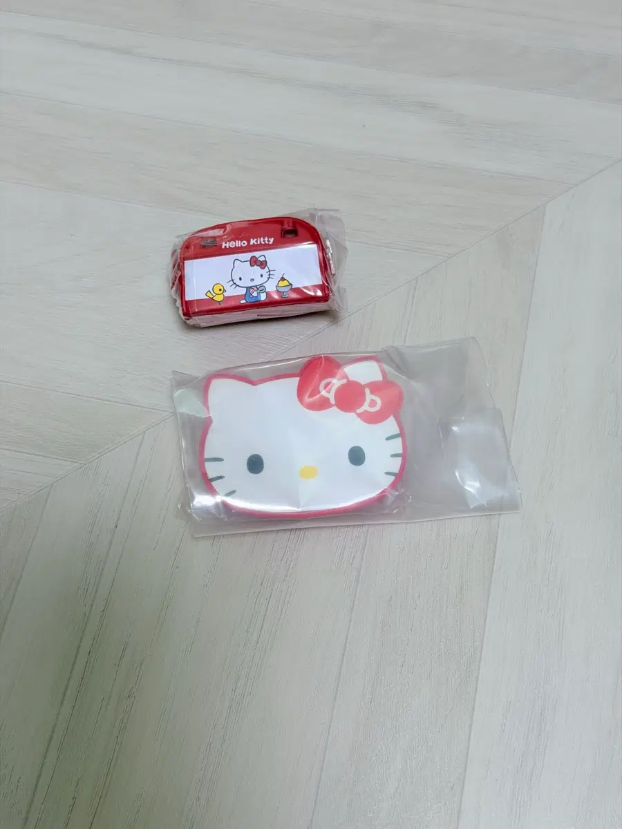 헬로키티 테이블 가방 가챠 일괄 판매