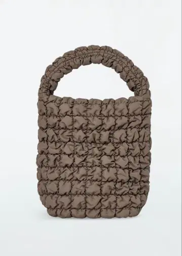 COS QUILTED MINI TOTE 퀼트 미니 토트백