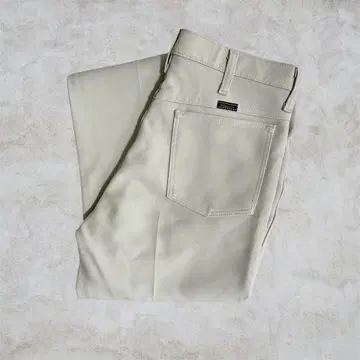 Wrangler 런처 82PT W32 L32 아이보리