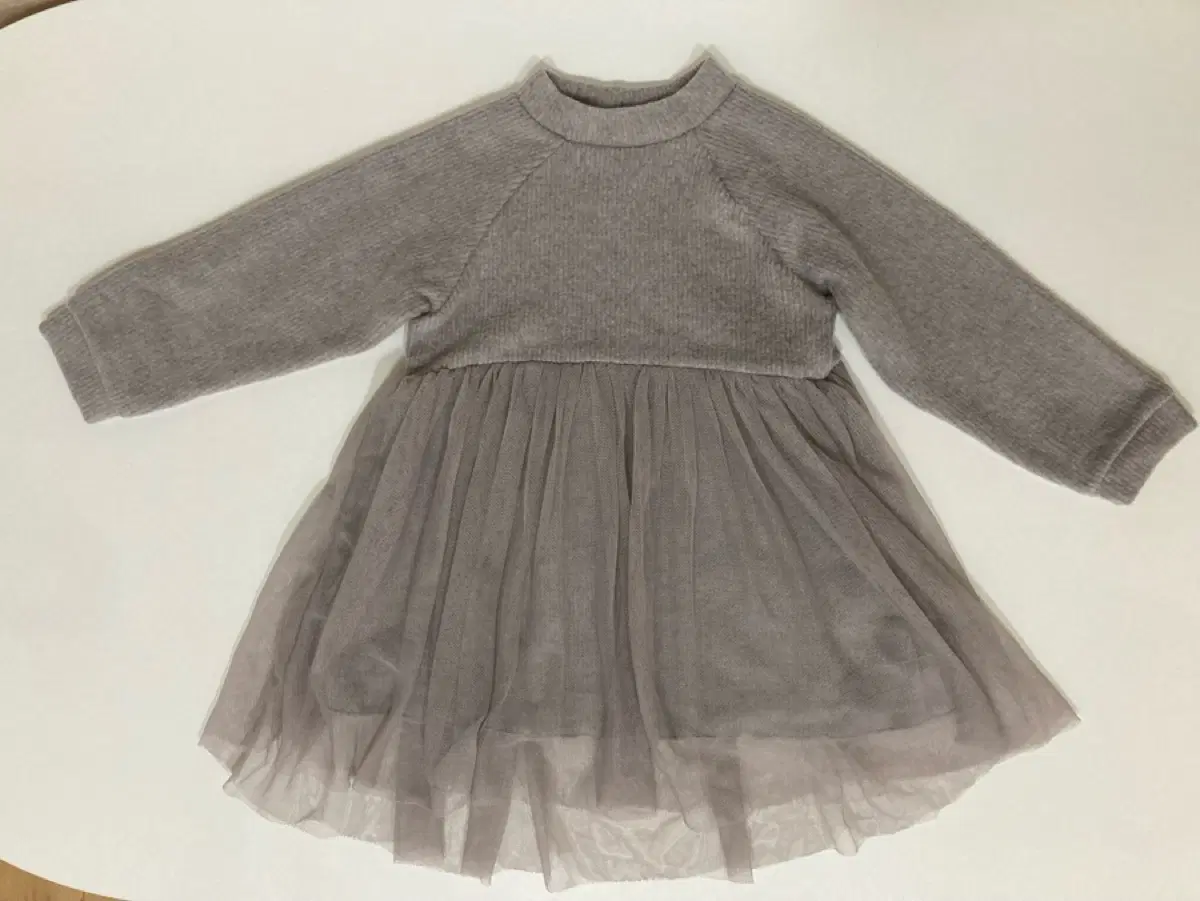 자라(ZARA) 키즈 베이비 소프트 터치 튤 원피스 / 86cm (새상품)