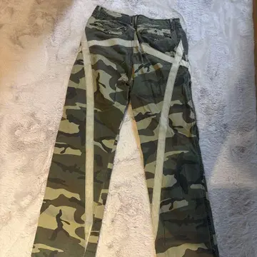 Abercrombie 카모 패턴 카고 팬츠 29인치