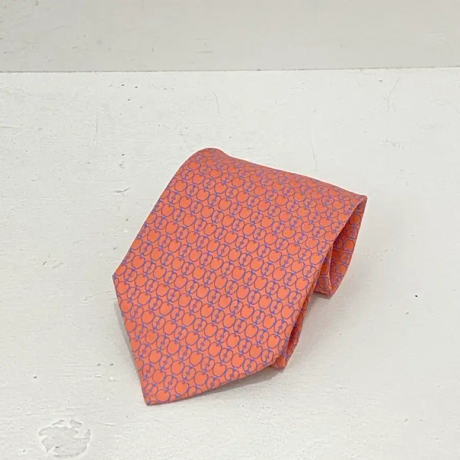 Salvatore Ferragamo 실크 패턴 넥타이
