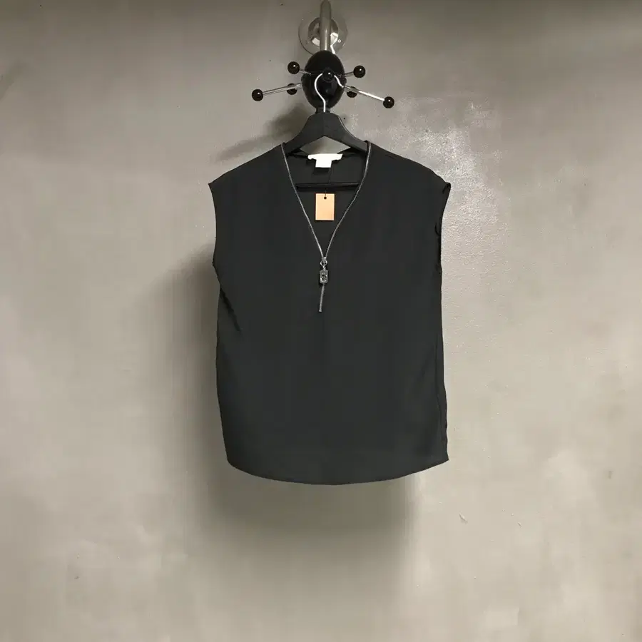 마이클 코어스 슬리브리스 블랙 P(W)