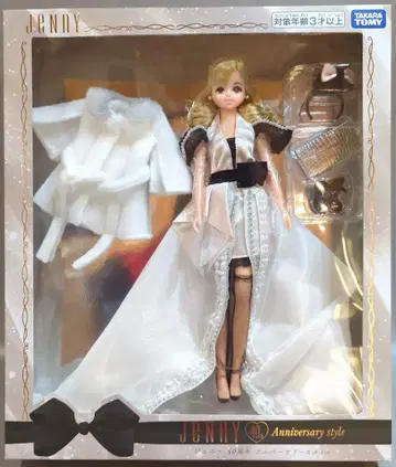 타카라토미 제니 40주년 기념 스타일