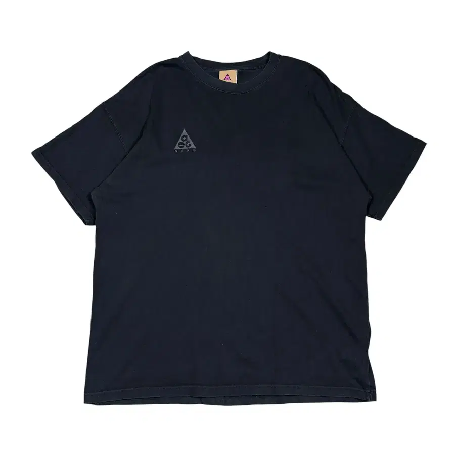 나이키 ACG 반팔 티셔츠 블랙