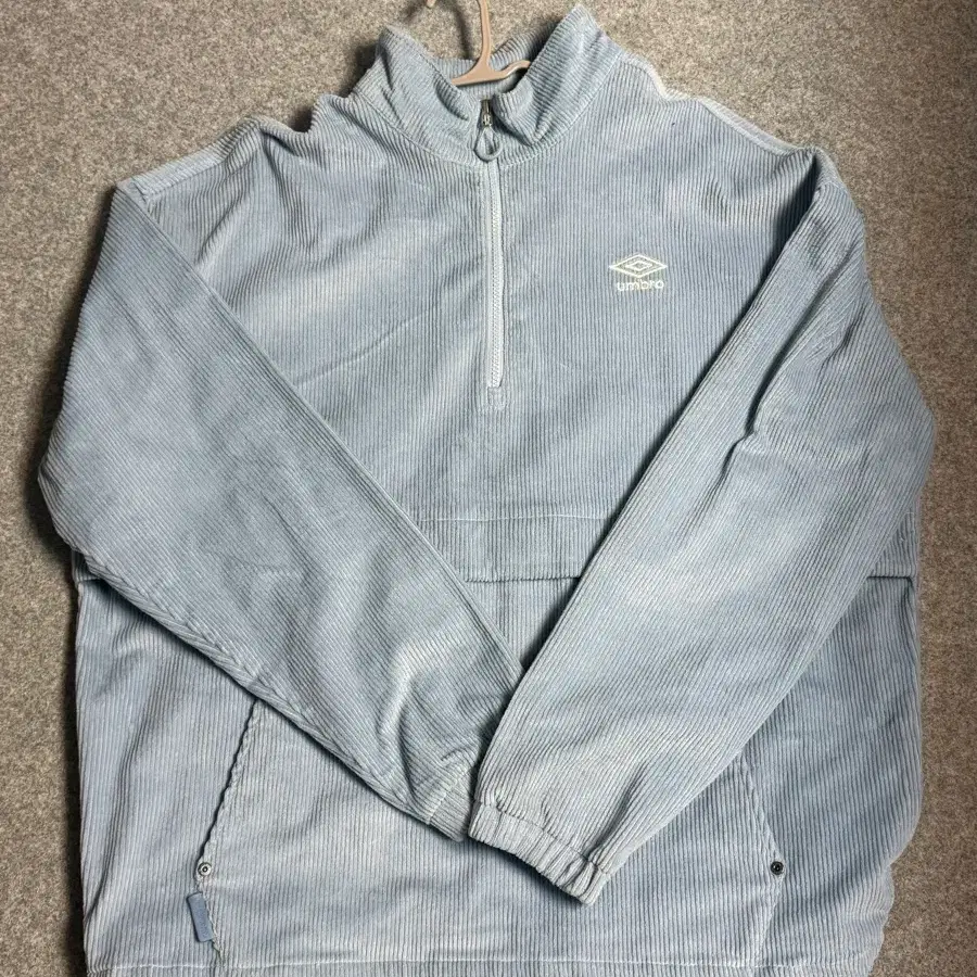 Umbro 엄브로 코듀로이 스탠넥 아노락 풋살 자켓 블루 105
