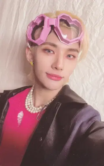 StrayKids ODDINARY Hyunjin 트레이딩 카드 빨간색