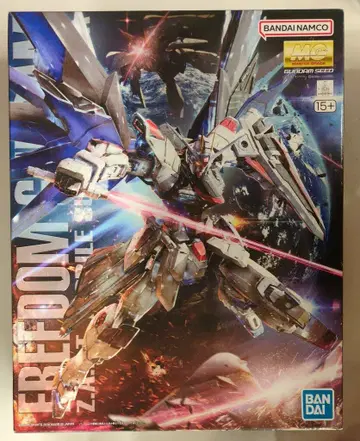 BANDAI SPIRITS MG 1/100 반다이남코판 프리덤 건담 Ver2.0/15+ 표기