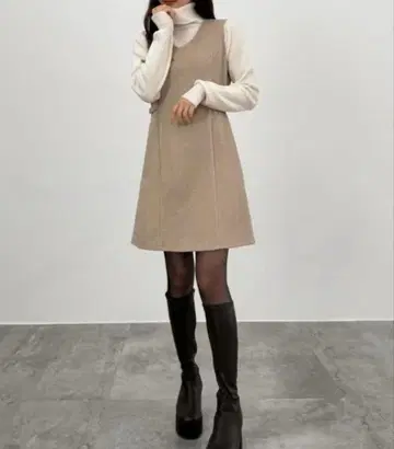 택 포함 새상품*M*CENEA 미니 오버롤 스커트 베이지
