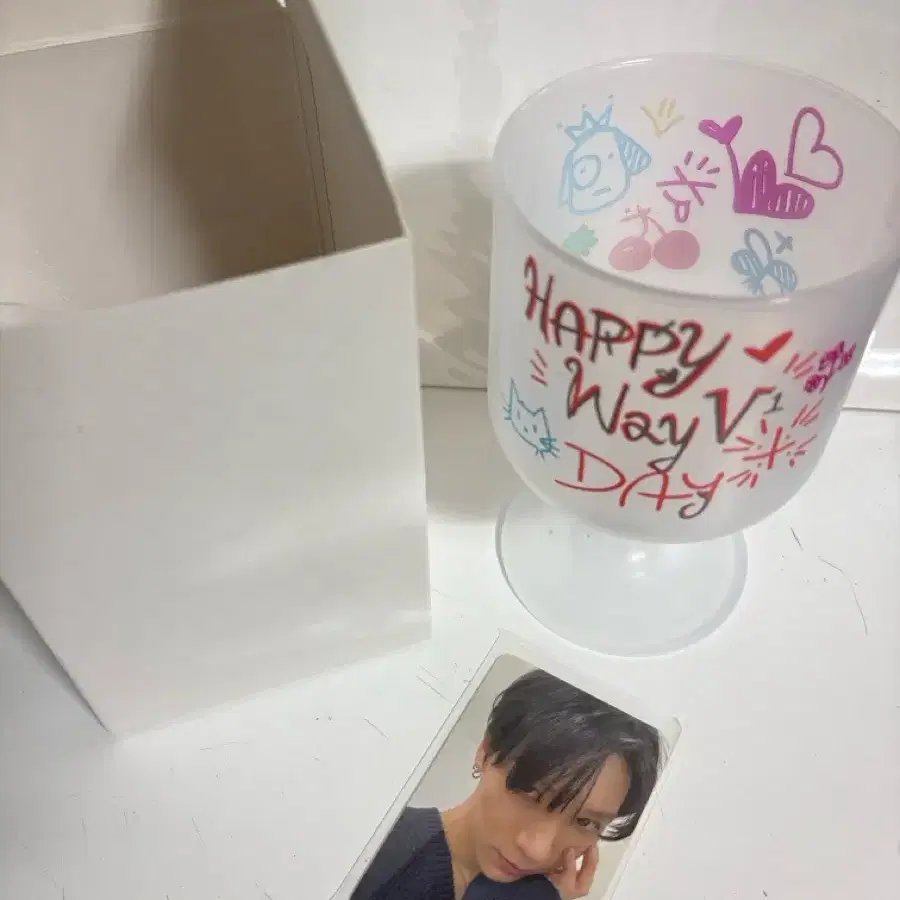 웨이션브이 4주년 기념 굿즈 DIY 와인 컵 세트 텐