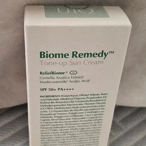 (새상품)유이크 바이옴 레미디 톤업 선크림 그린 50ml 썬크림