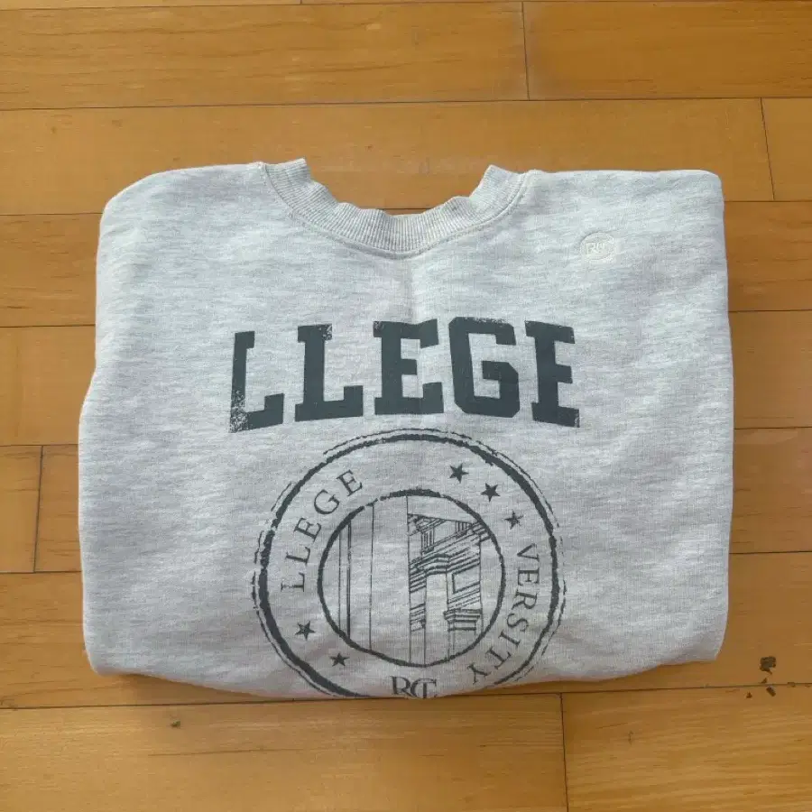 렉토 LLEGE 크롭 맨투맨 그레이