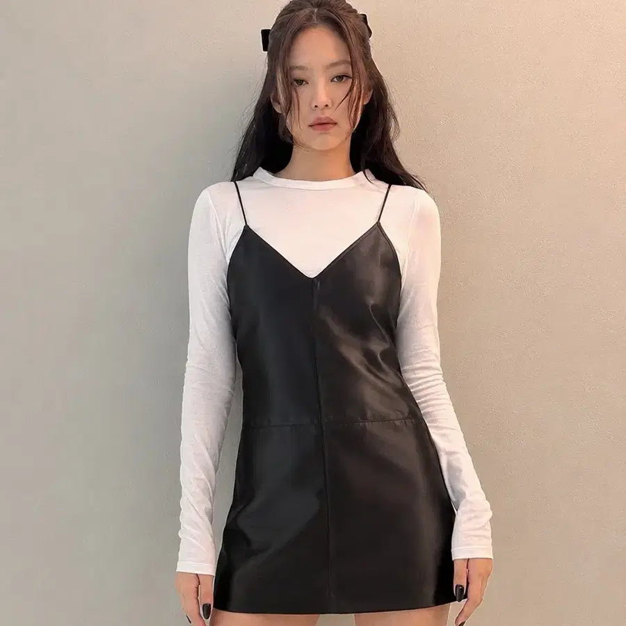 제니 블랙 새틴 미니멀 슬립 탑 드레스 원피스 S 에잇세컨즈