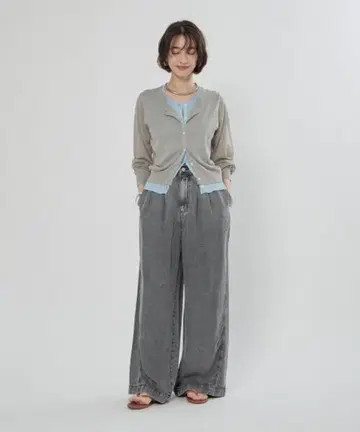 RMAF 시어 레이어드 배색 가디건 라이트 그레이 x 블루