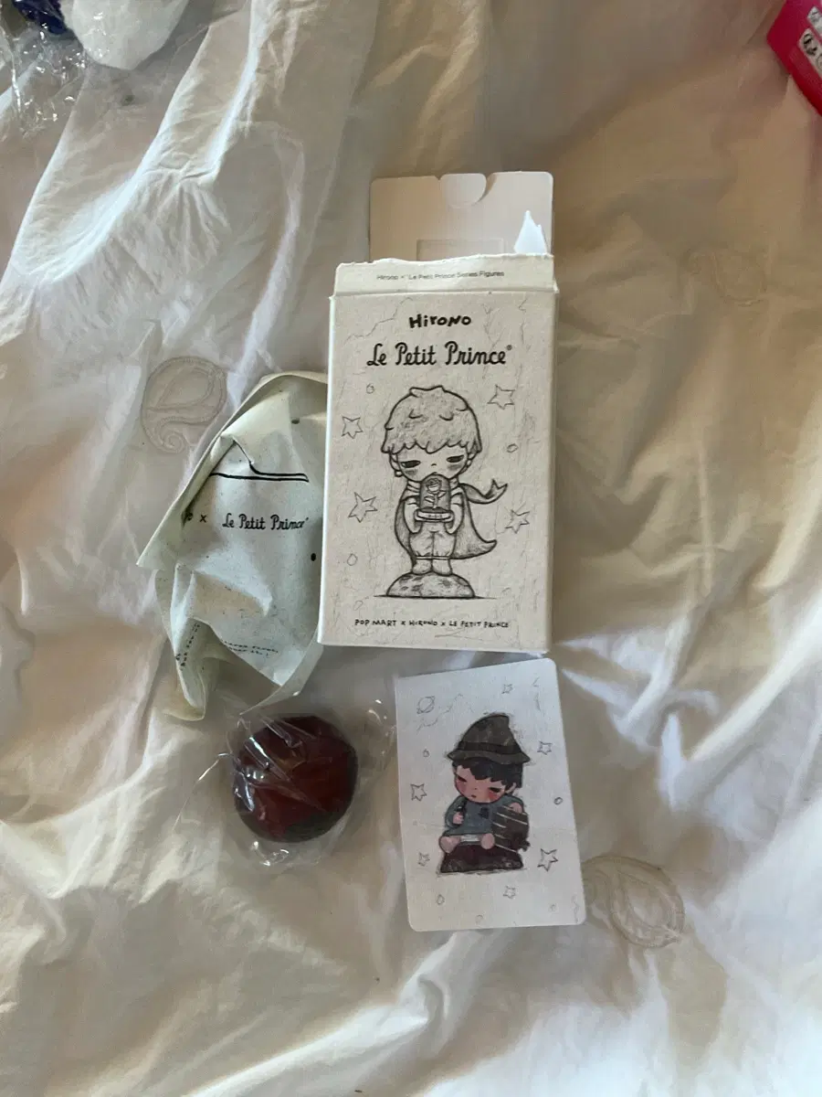 팝마트 히로노 어린왕자 피규어 popmart Hirono le petit prince