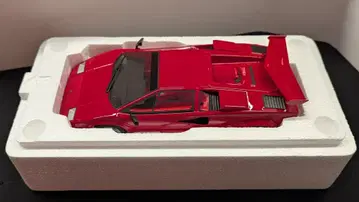 교쇼 1/18 람보르기니 카운탁 LP5000QV (레드) 18504R
