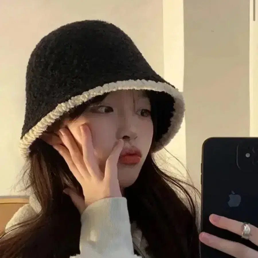 배색 뽀글이 버킷햇