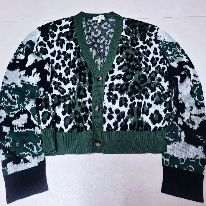 KENZO 겐조 블랙 레오파드 브이넥가디건 MYR