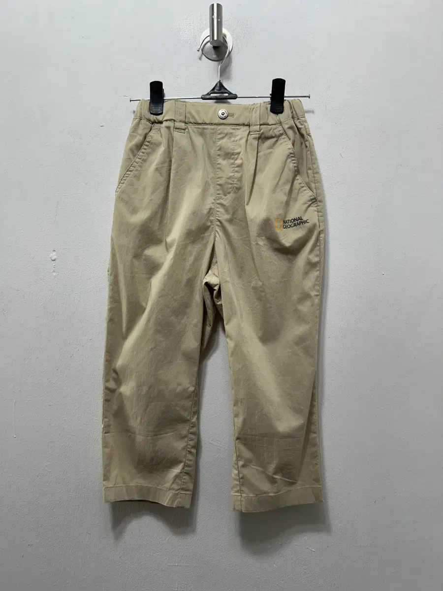 내셔녈지오그래픽 키즈 면바지 120사이즈