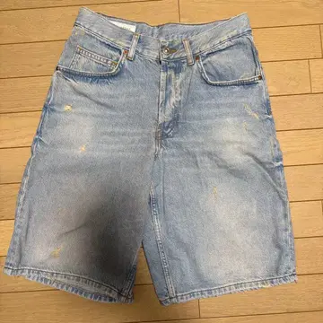 ZARA 라이트 블루 데미지 가공 데님 버뮤다 팬츠 (쇼츠)