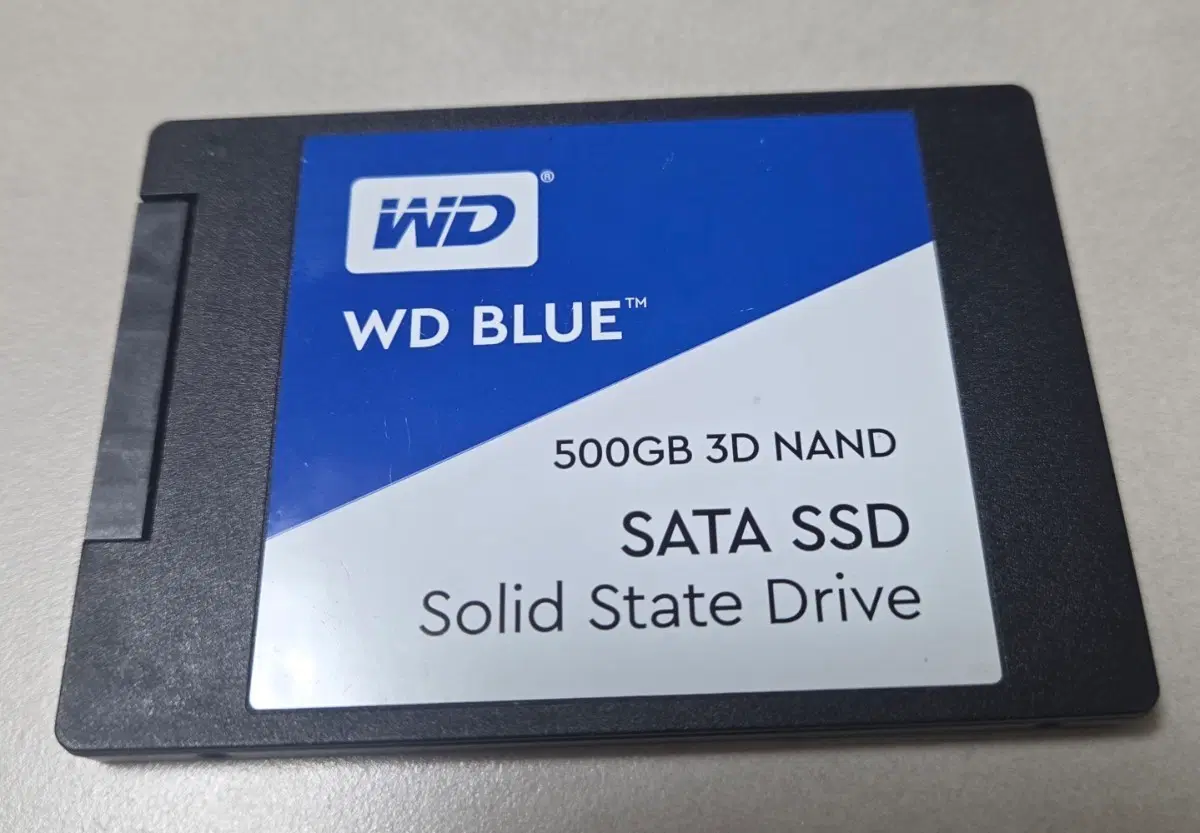 WD BLUE 3D NAND 500GB SSD 판매합니다