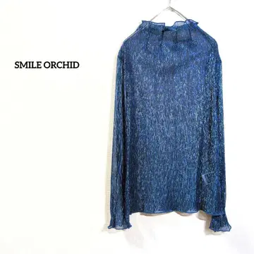 SMILE ORCHID 시어 라메 플리츠 상의 M 파랑 하이넥 긴팔