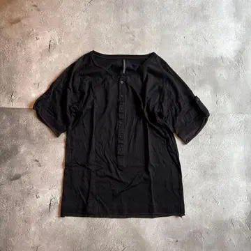 시티보이 블랙 티셔츠 오피움